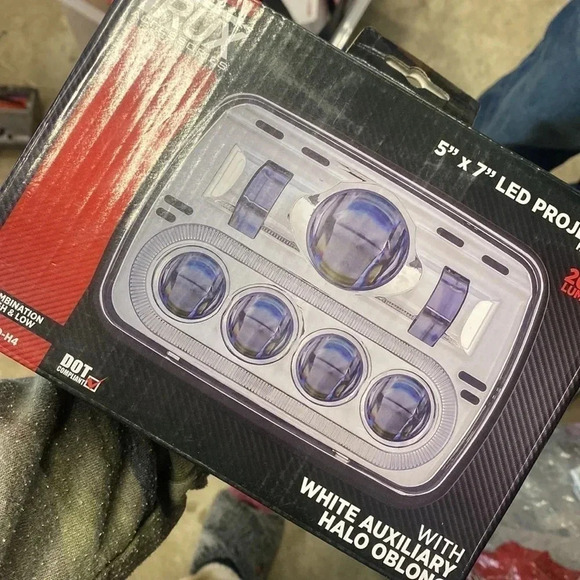 TRUX ACC TLED-H4 5" X 7" LED Projector Headlights White Aux Angel Ring HighLow - Picture 5 of 7